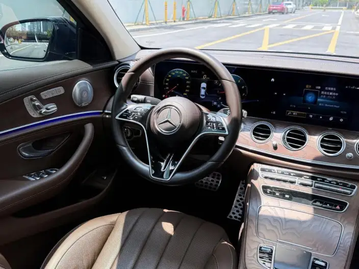 Mercedes-Benz E-Class 2021 Model E 300 L Noble Model sedan – фото 25