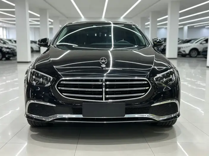 Mercedes-Benz E-Class 2023 Model E 300 L Luxury Model sedan – фото 2