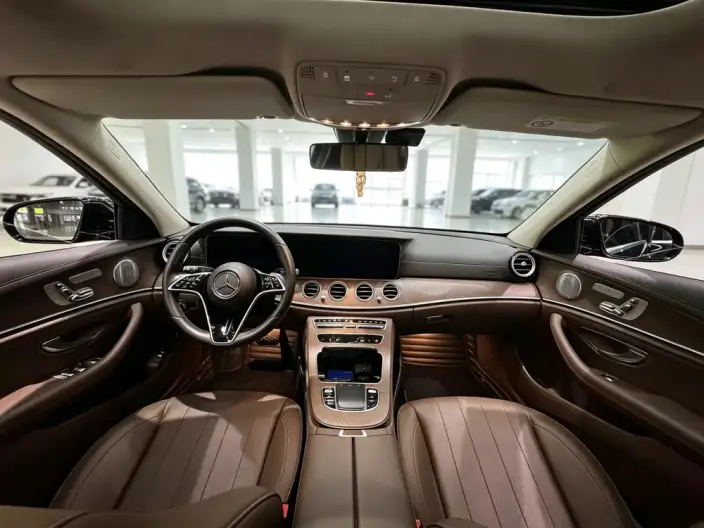 Mercedes-Benz E-Class 2023 Model E 300 L Luxury Model sedan – фото 7