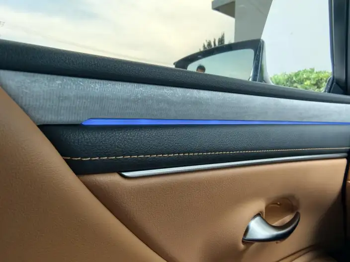 Lexus ES 2025 Model 300h Premium – фото 12