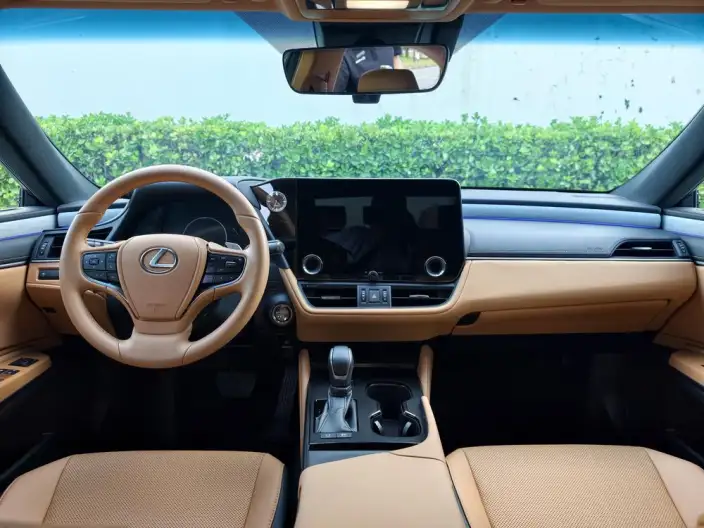 Lexus ES 2025 Model 300h Premium – фото 18
