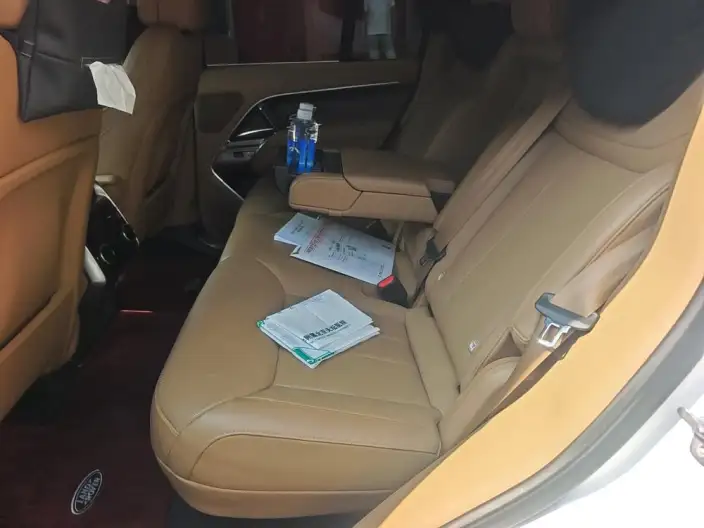 Range Rover 2023 Model 3.0 L6 360PS Shengshi Edition – фото 12