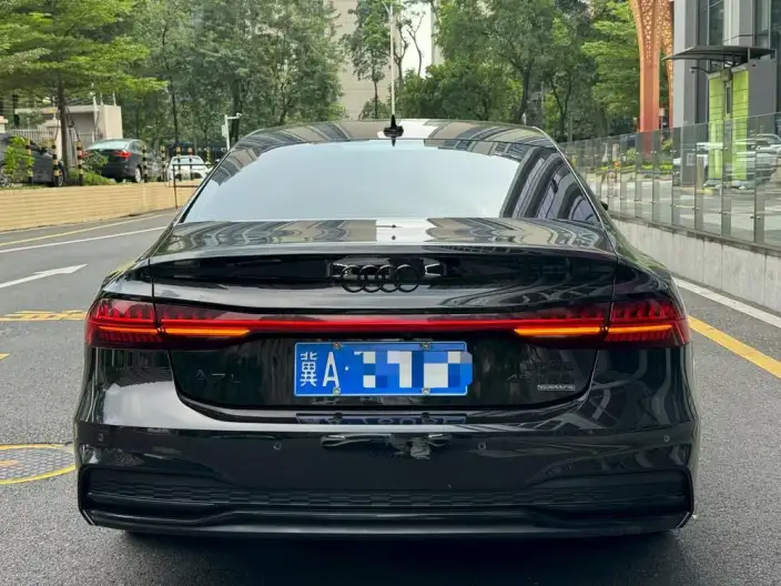 Audi A7 L 2023 Model 45 TFSI quattro S-line Black Samurai Edition – фото 4