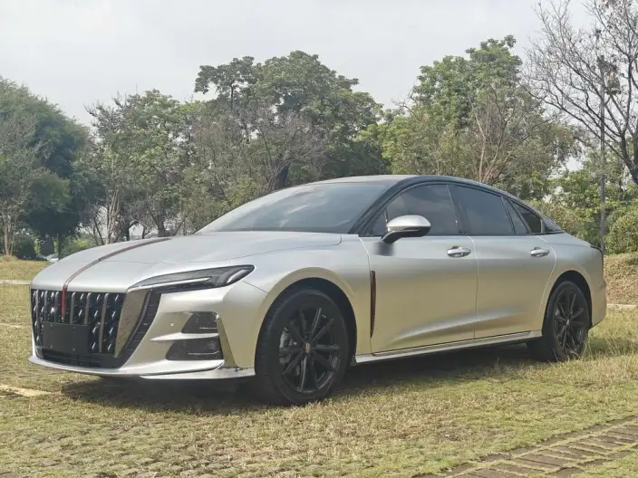 HONGQI H6 2025 Model 2.0T Zhishang Edition – фото 1