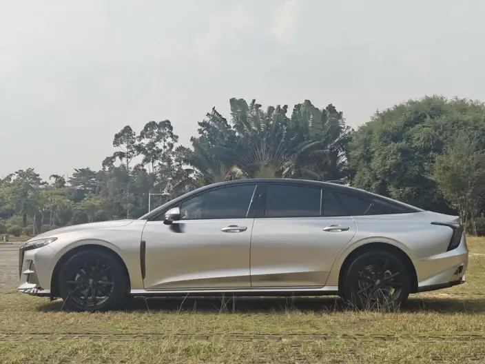 HONGQI H6 2025 Model 2.0T Zhishang Edition – фото 4