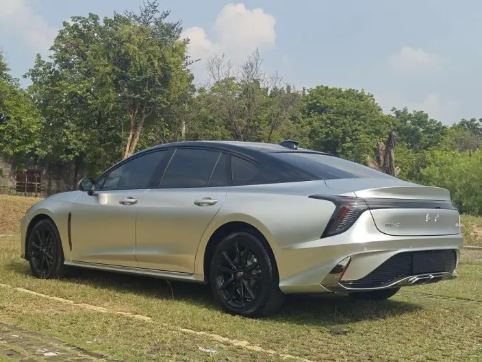 HONGQI H6 2025 Model 2.0T Zhishang Edition – фото 5