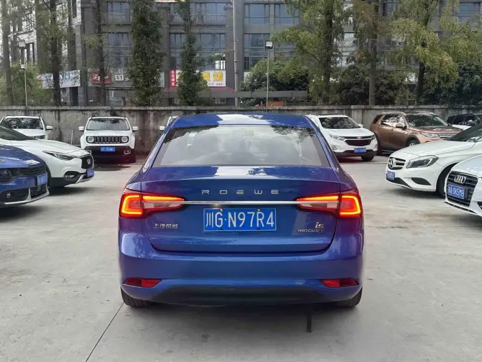 Roewe i5 2020 Model 1.5L Automatic 4G Connected Luxury Edition – фото 5