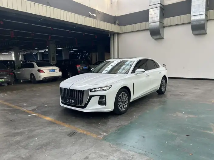 Hongqi H5 2024 Model 1.5T DCT Flag Rhythm Edition – фото 1