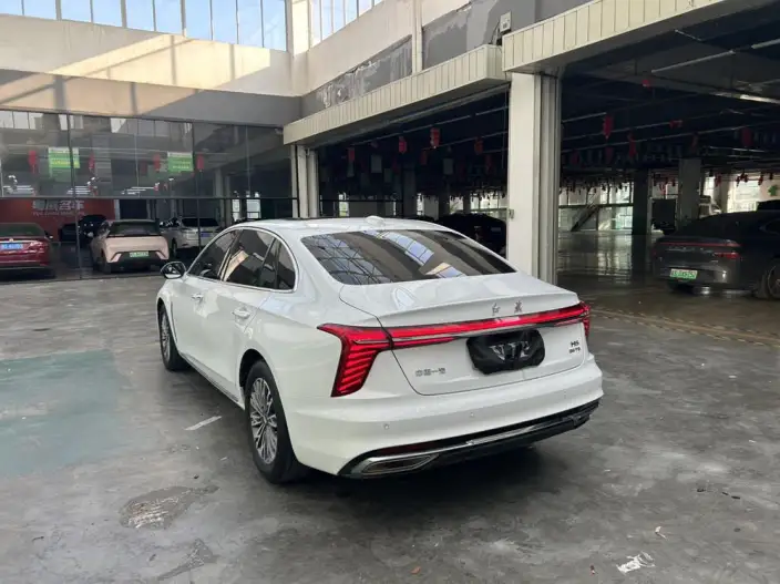 Hongqi H5 2024 Model 1.5T DCT Flag Rhythm Edition – фото 4