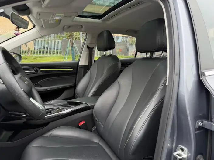 Roewe i5 2021 Model 1.5L CVT Platinum edition – фото 12