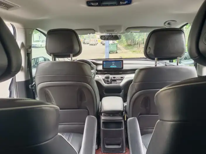 Roewe iMAX8 2022 Model 400TGI Ultimate Edition – фото 9