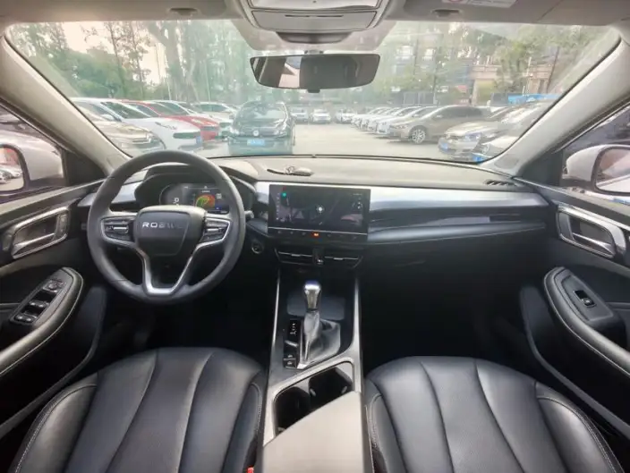 Roewe i5 2021 Model 1.5L CVT Platinum edition – фото 7