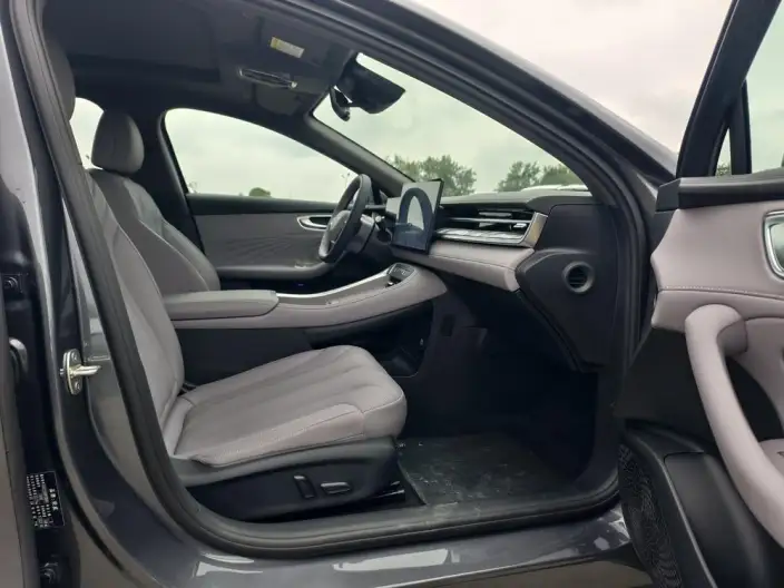 Roewe M7 DMH 2025 Model 160km Yuexiang Edition – фото 18