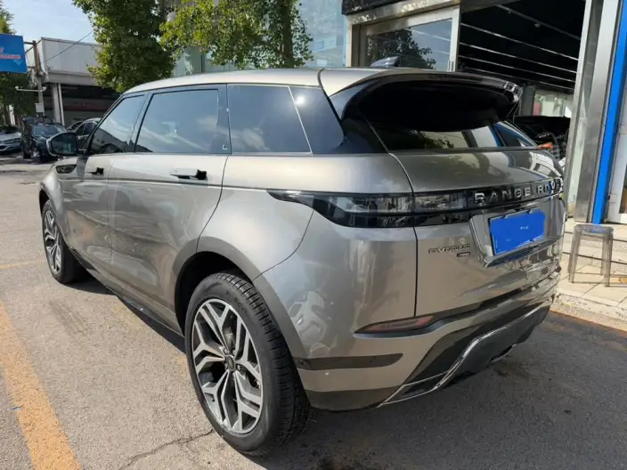 Range Rover Evoque 2021 Model Aurora L 249PS R-Dynamic SE Deluxe Edition – фото 3