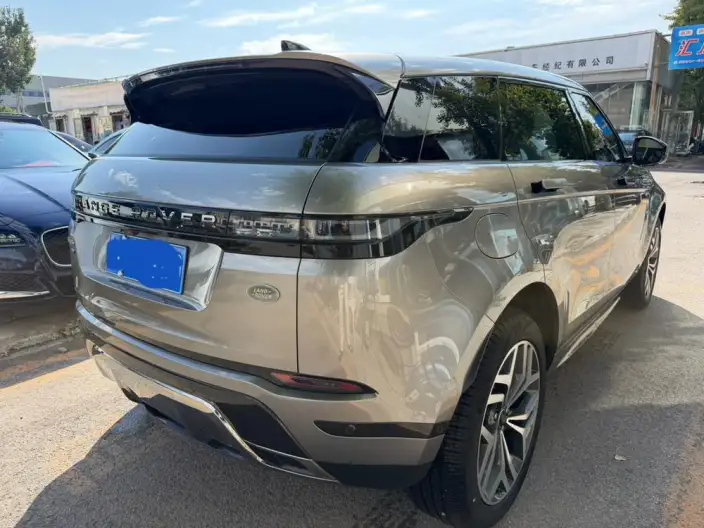 Range Rover Evoque 2021 Model Aurora L 249PS R-Dynamic SE Deluxe Edition – фото 4