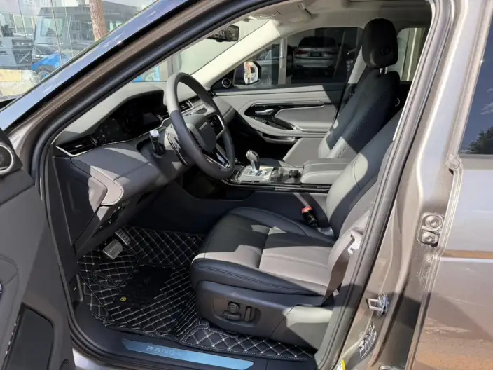 Range Rover Evoque 2021 Model Aurora L 249PS R-Dynamic SE Deluxe Edition – фото 9