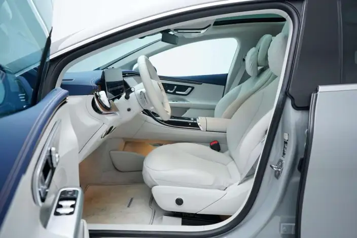 Mercedes-Benz EQE 2022 Model EQE 350 Pioneer Edition – фото 21