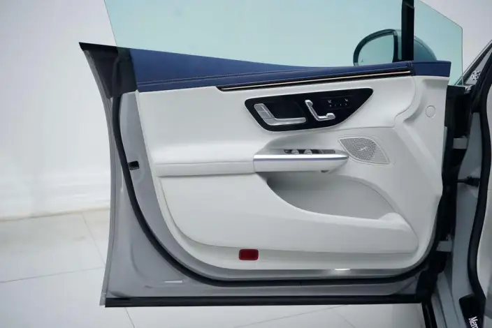 Mercedes-Benz EQE 2022 Model EQE 350 Pioneer Edition – фото 23