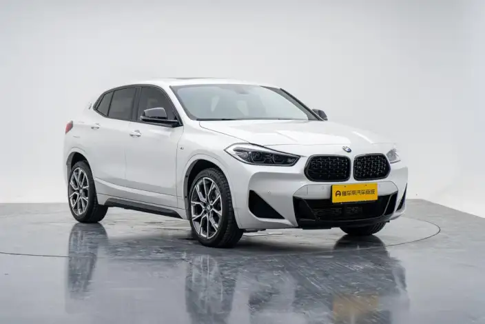 BMW X2 2021 Model Facelift sDrive25i Night Edition Edition – фото 3