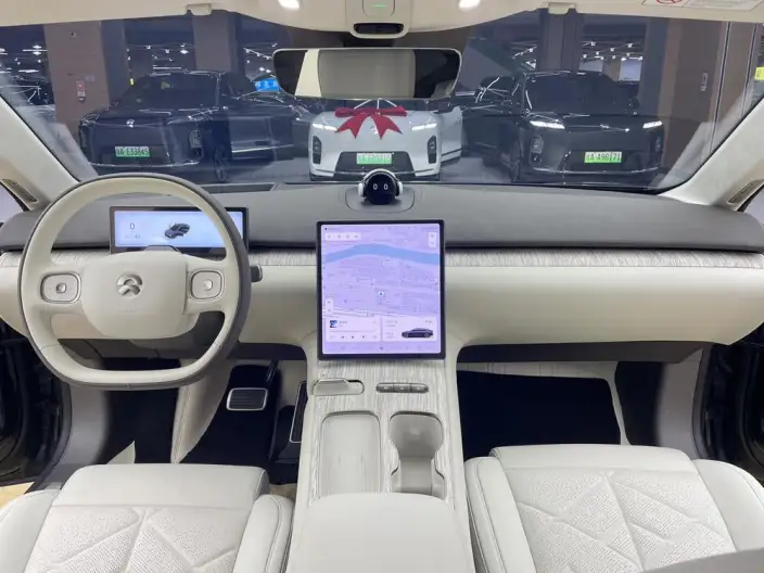 NIO ET7 2024 Model 75kWh Executive Signature Edition – фото 10