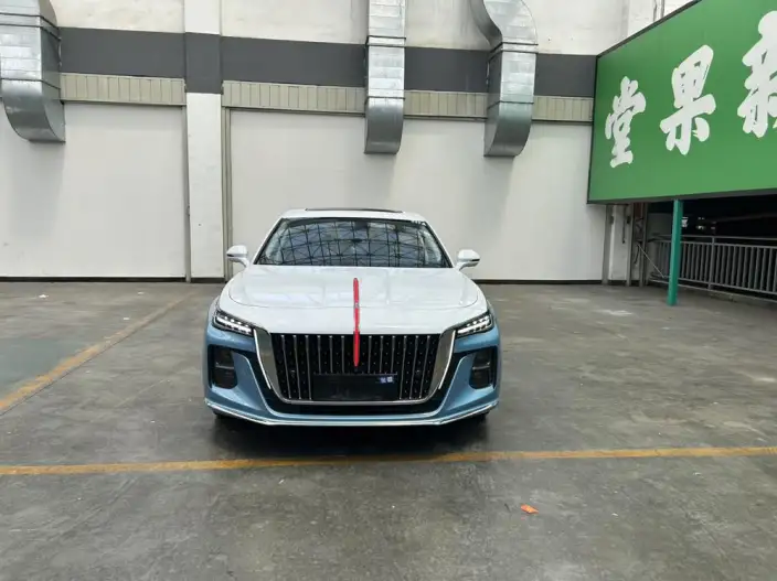 Hongqi H5 2023 Model 2.0T Automatic Flag Lead Edition – фото 2