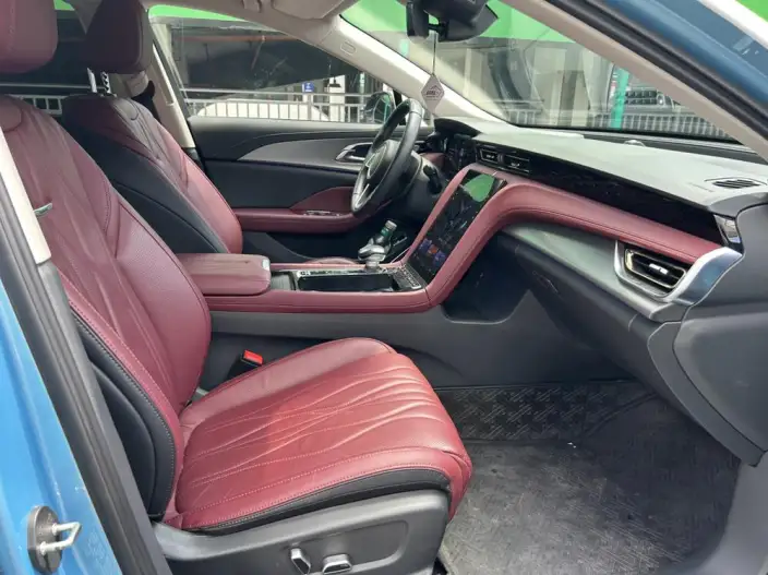Hongqi H5 2023 Model 2.0T Automatic Flag Lead Edition – фото 19