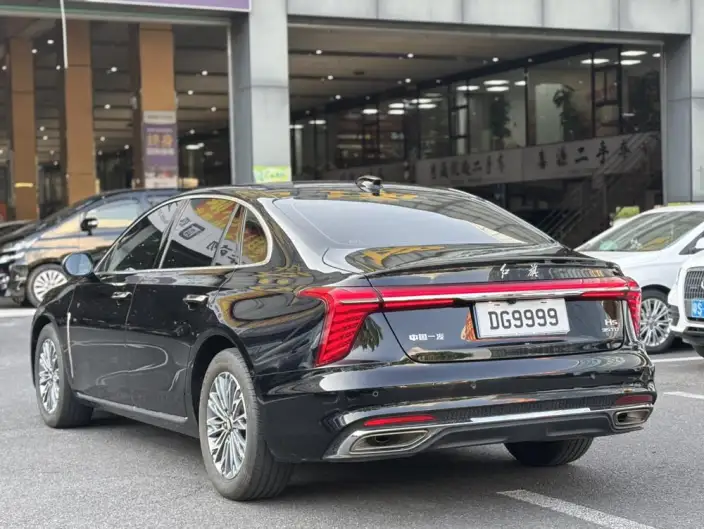 Hongqi H5 2024 Model 1.5T DCT Flag Rhythm Edition – фото 4