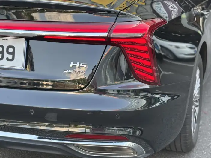 Hongqi H5 2024 Model 1.5T DCT Flag Rhythm Edition – фото 9
