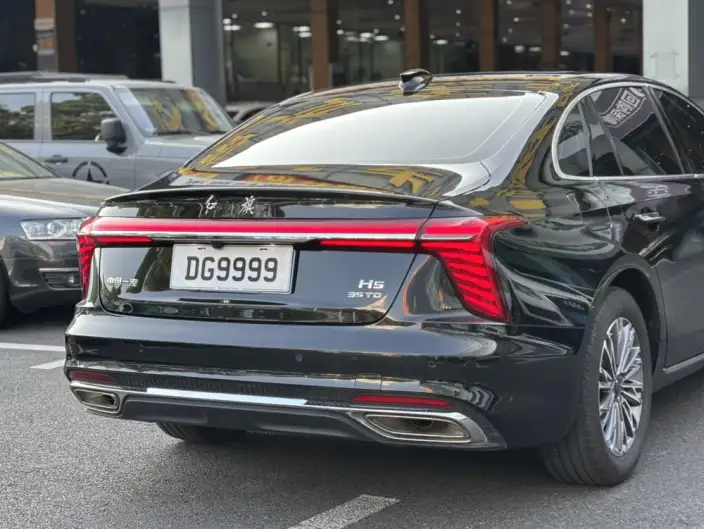 Hongqi H5 2024 Model 1.5T DCT Flag Rhythm Edition – фото 10