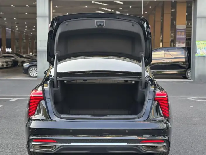 Hongqi H5 2024 Model 1.5T DCT Flag Rhythm Edition – фото 14