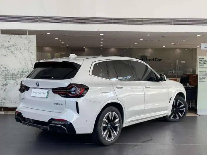 BMW iX3 2022 Model Leading Model – фото 5