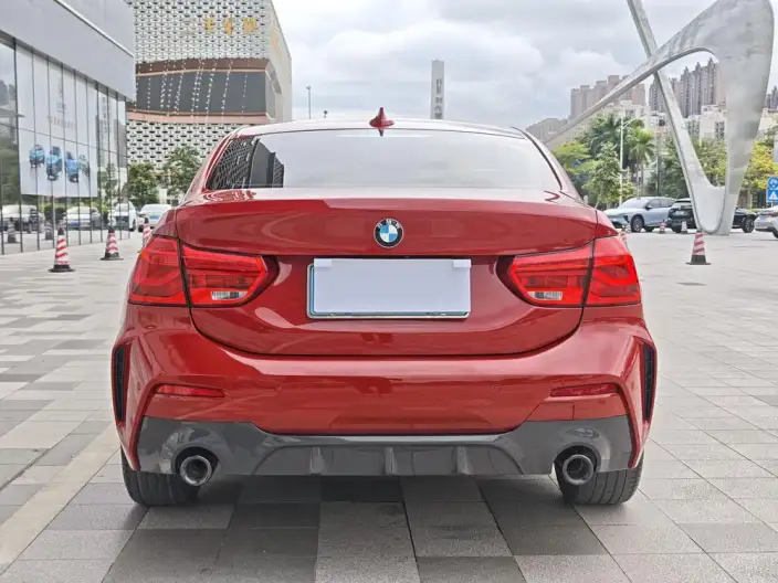 BMW 1 Series 2021 Model 120i M Sports Night Edition – фото 4