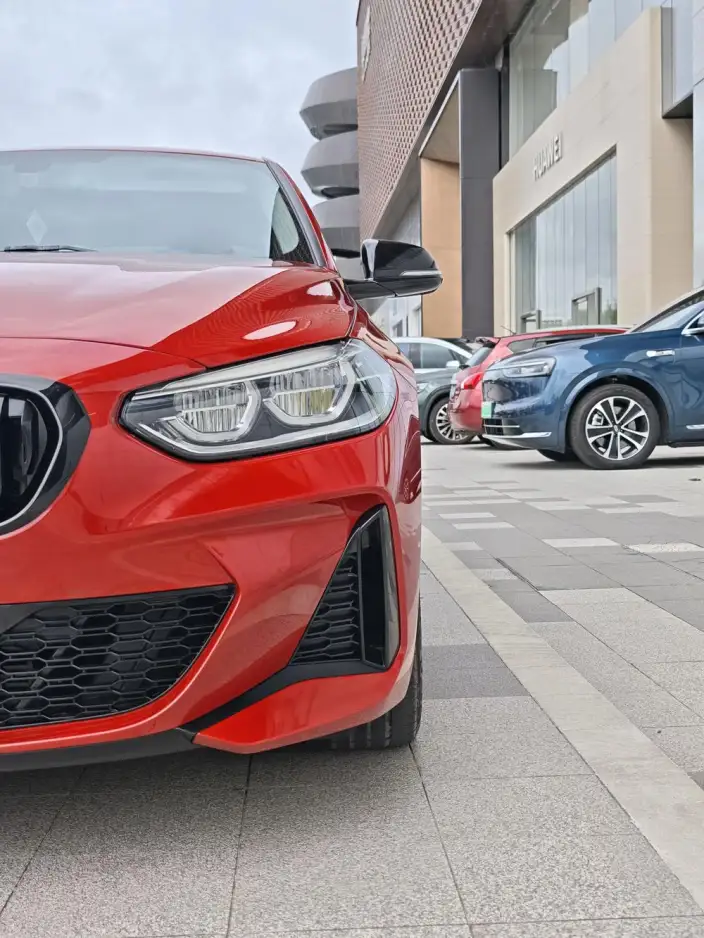 BMW 1 Series 2021 Model 120i M Sports Night Edition – фото 8