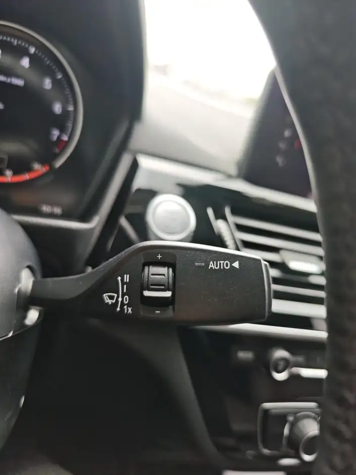 BMW 1 Series 2021 Model 120i M Sports Night Edition – фото 18