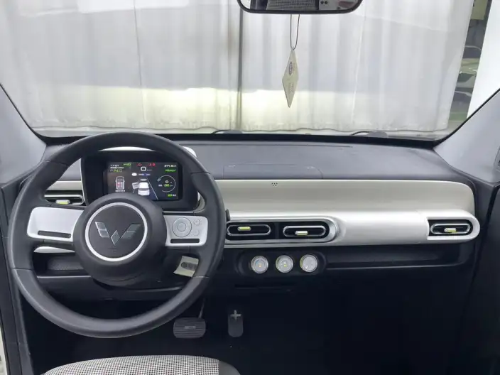 Wuling Hongguang MINIEV 2024 Model 120km Lithium Iron Phosphate – фото 6