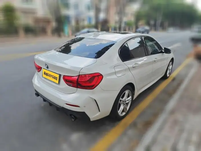 BMW 1 Series 2021 Model 120i M Sports Night Edition – фото 2