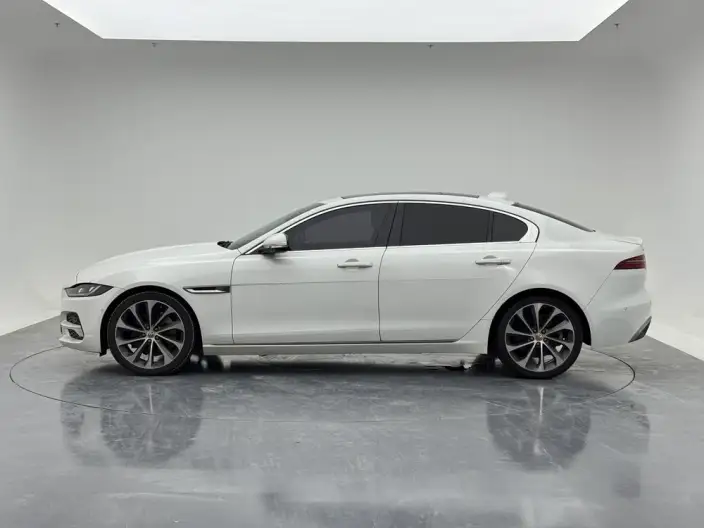 Jaguar XE L 2020 Model 2.0T 200PS S Enterprising Youya Edition – фото 4