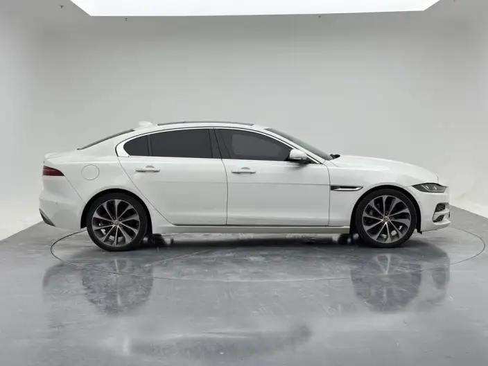 Jaguar XE L 2020 Model 2.0T 200PS S Enterprising Youya Edition – фото 8