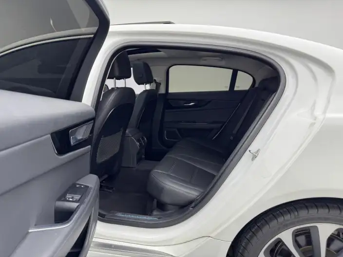 Jaguar XE L 2020 Model 2.0T 200PS S Enterprising Youya Edition – фото 18
