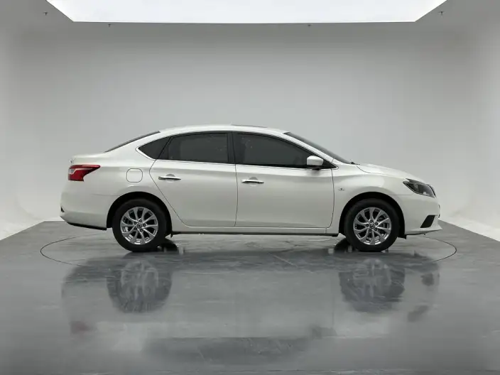 Nissan Sylphy 2024 Model Classic 1.6L XL CVT Deluxe Edition – фото 8