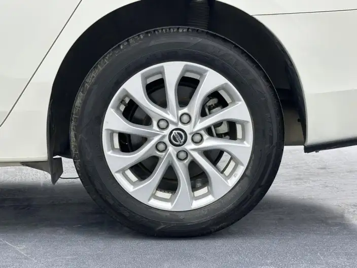 Nissan Sylphy 2024 Model Classic 1.6L XL CVT Deluxe Edition – фото 9