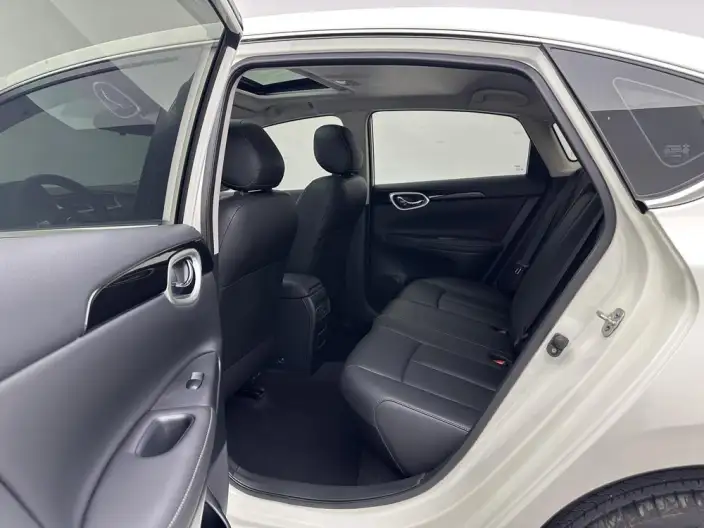 Nissan Sylphy 2024 Model Classic 1.6L XL CVT Deluxe Edition – фото 18
