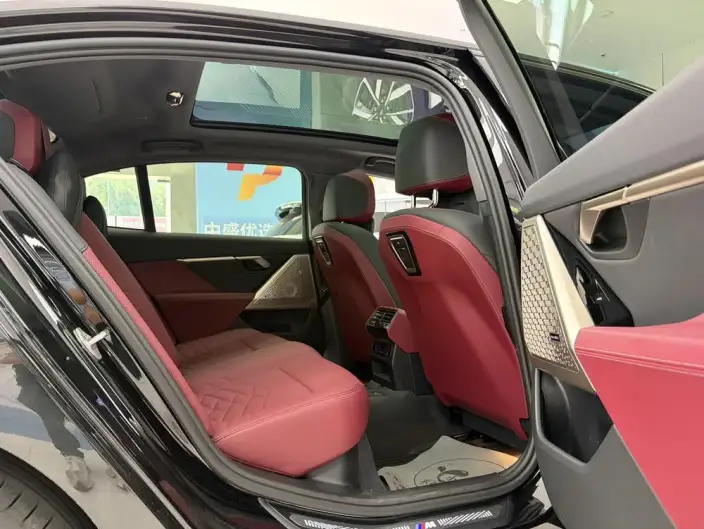 BMW 5 Series 2026 Model 530Li Exclusive Model M Sports Set – фото 23