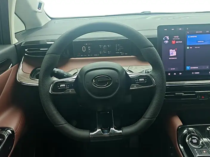 GAC Trumpchi E8 PHEV 2024 Model 2.0ATK 150km MAX+ – фото 16