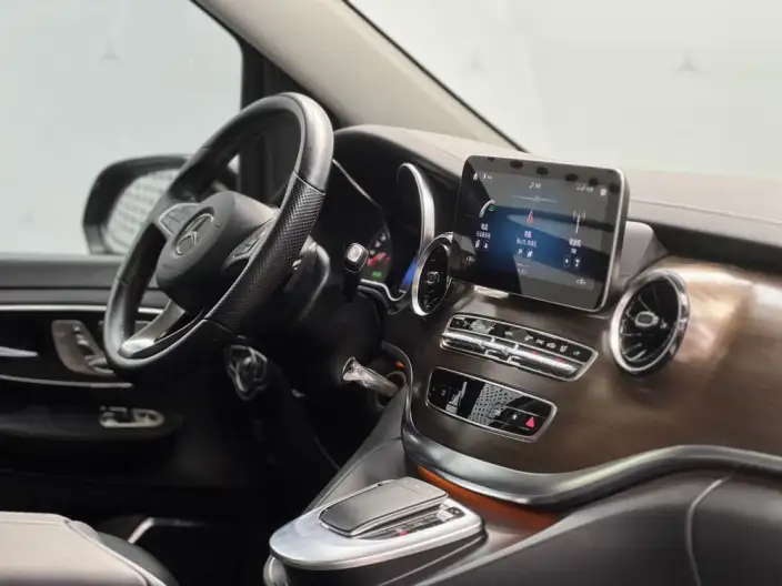 Mercedes-Benz V-Class 2022 Model V 260 L Long wheelbase Deluxe Edition – фото 7