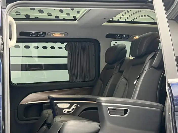 Mercedes-Benz V-Class 2022 Model V 260 L Long wheelbase Deluxe Edition – фото 12