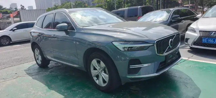 Volvo XC60 2022 Model B5 4WD Smart Range Deluxe Edition – фото 3