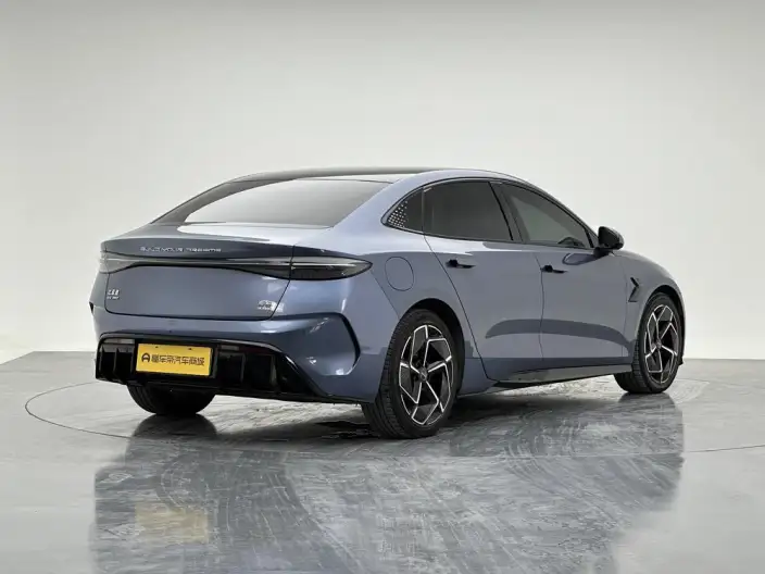 BYD Seal 2022 Model 650KM 4WD performance version – фото 7