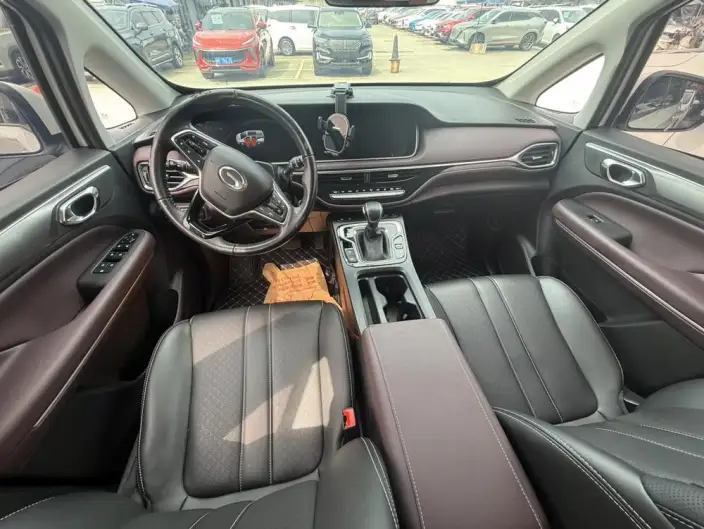 GAC Trumpchi M6 2021 Model 270T Automatic Deluxe Edition 7 seat – фото 6