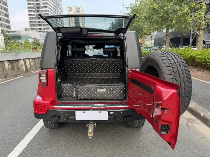 BAIC BJ40 2020 Model 2.0T Automatic 4WD Tribute to the 2020 Edition Supreme Model – фото 16